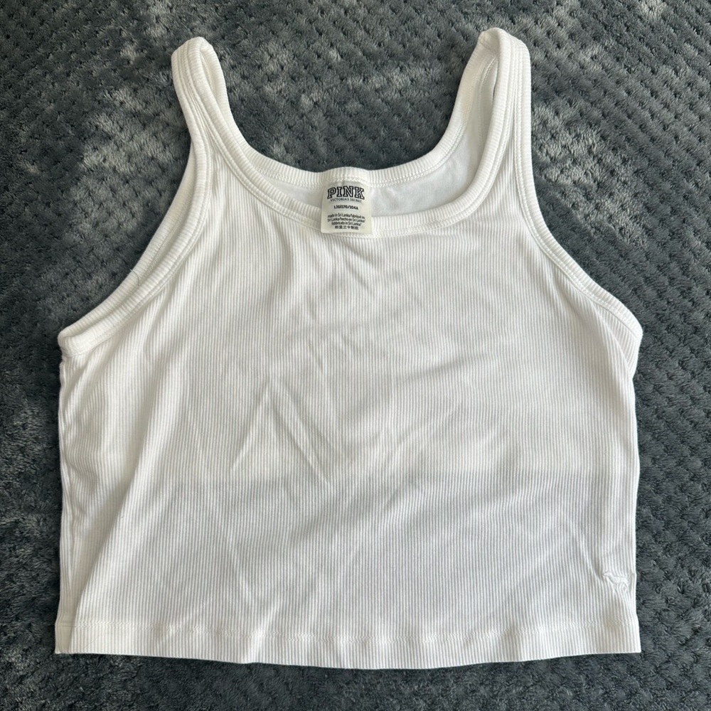 EUC! Victoria’s Secret PINK ribbed crop tank top, built in bra, white, large